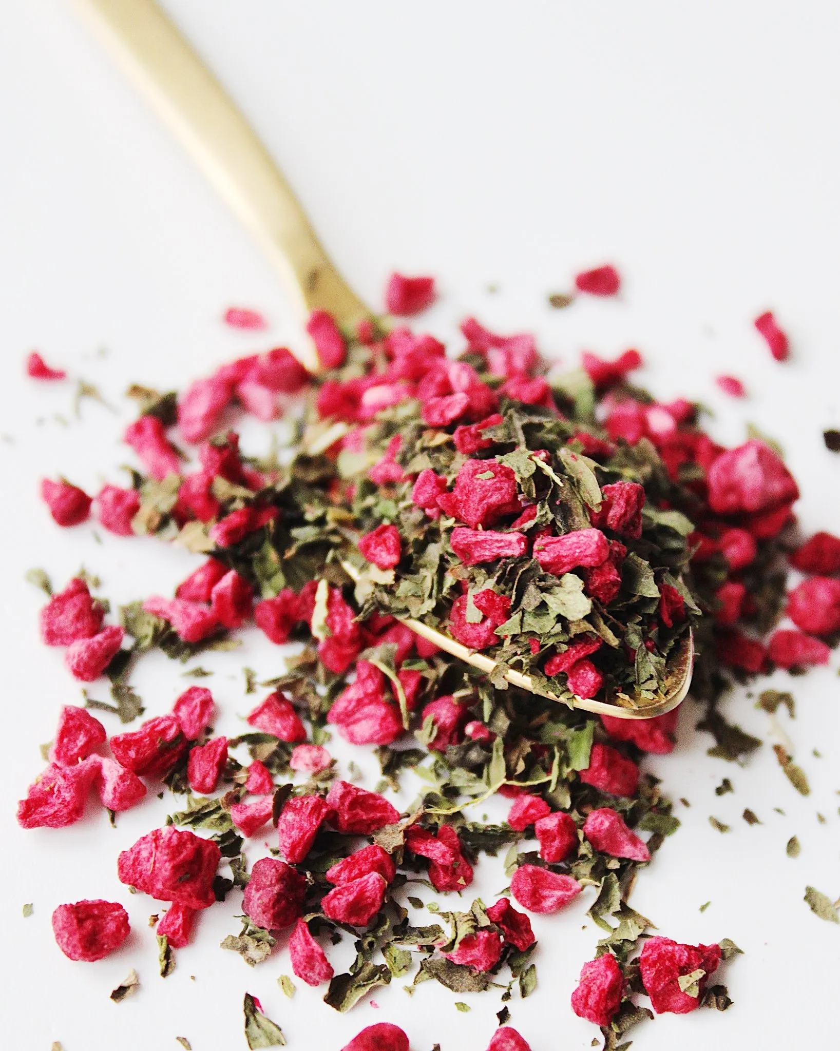 mündine vaarikas puru II What is the Secret of Ly's Garden Tea?